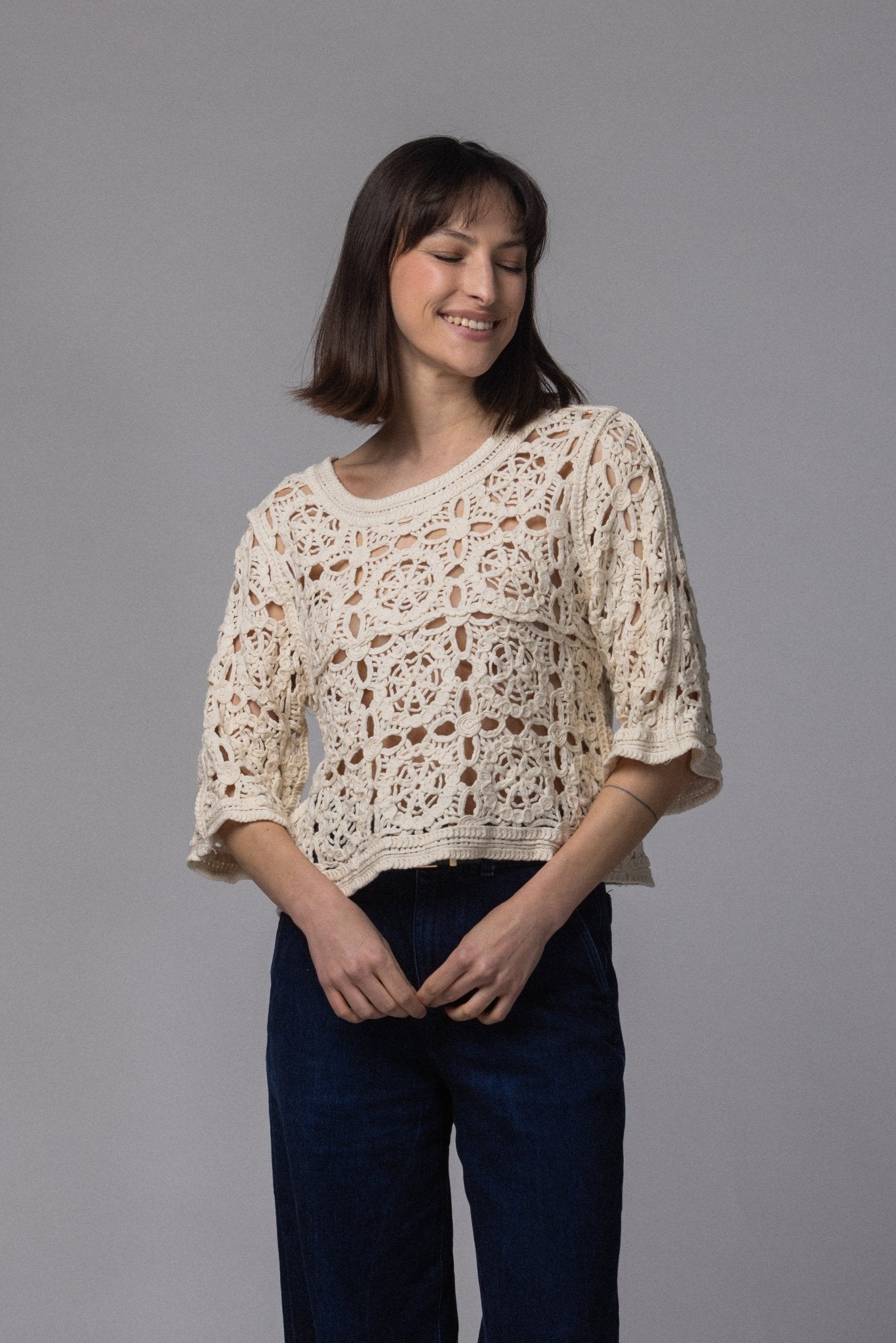 Haut Dentelle Crop fleur - La Doudounerie