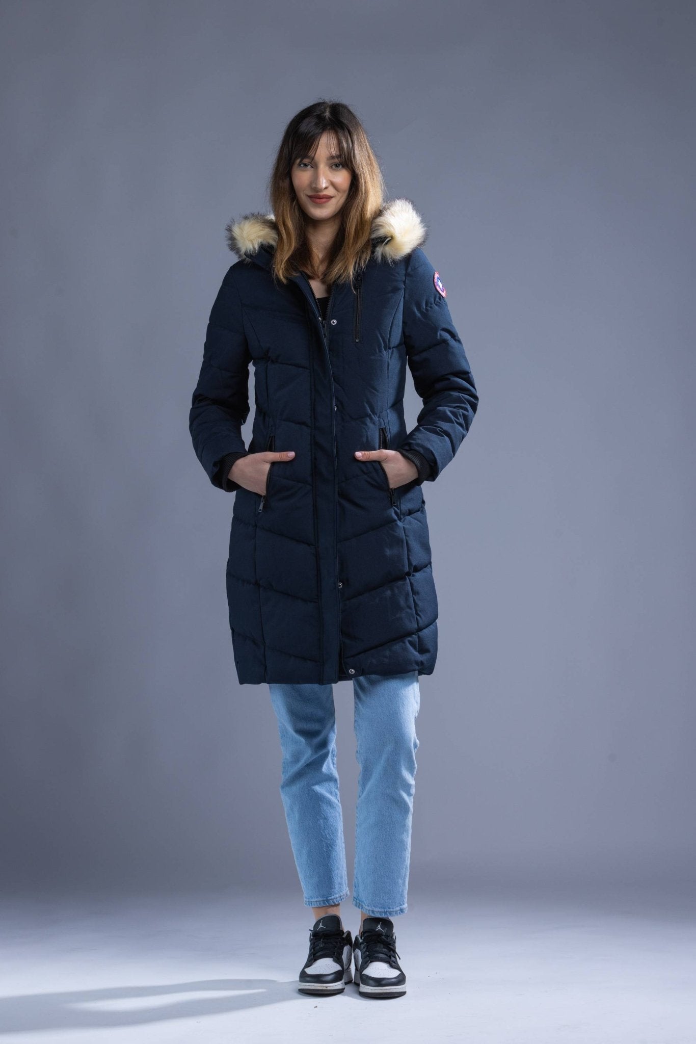 Parka longue Julie Paragoose pour femme La Doudounerie Paris