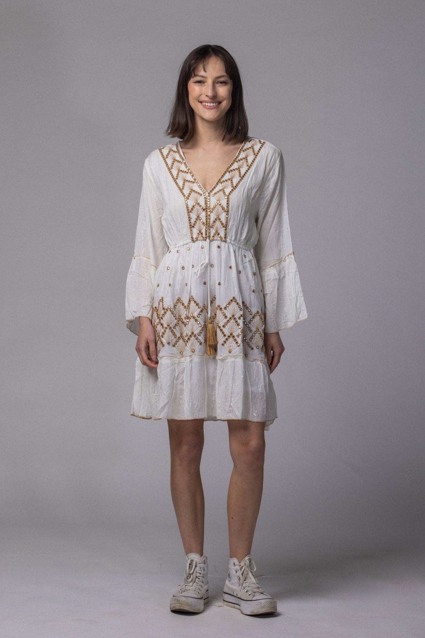 Robe courte col V - La Doudounerie