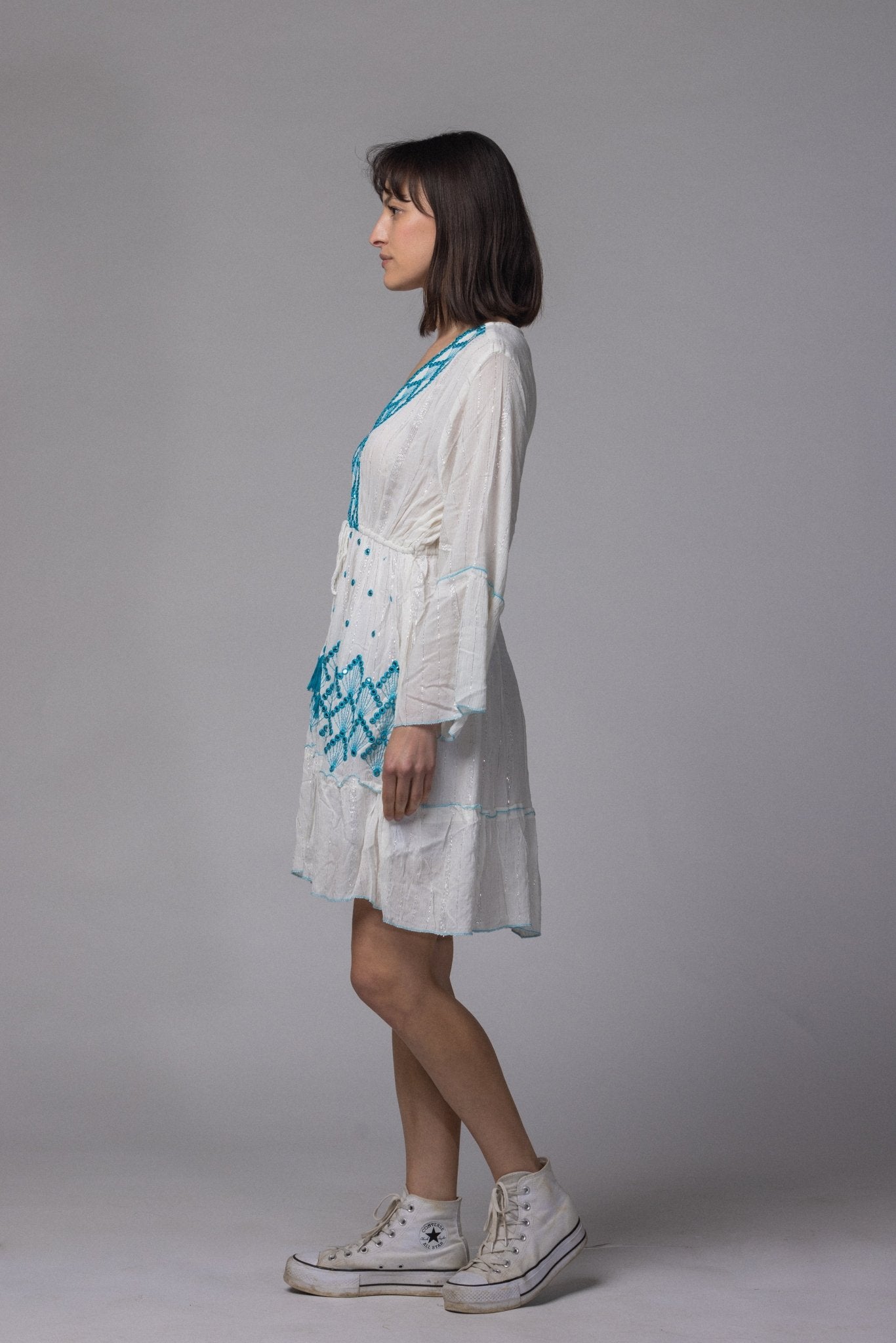 Robe courte été col brodé - La Doudounerie