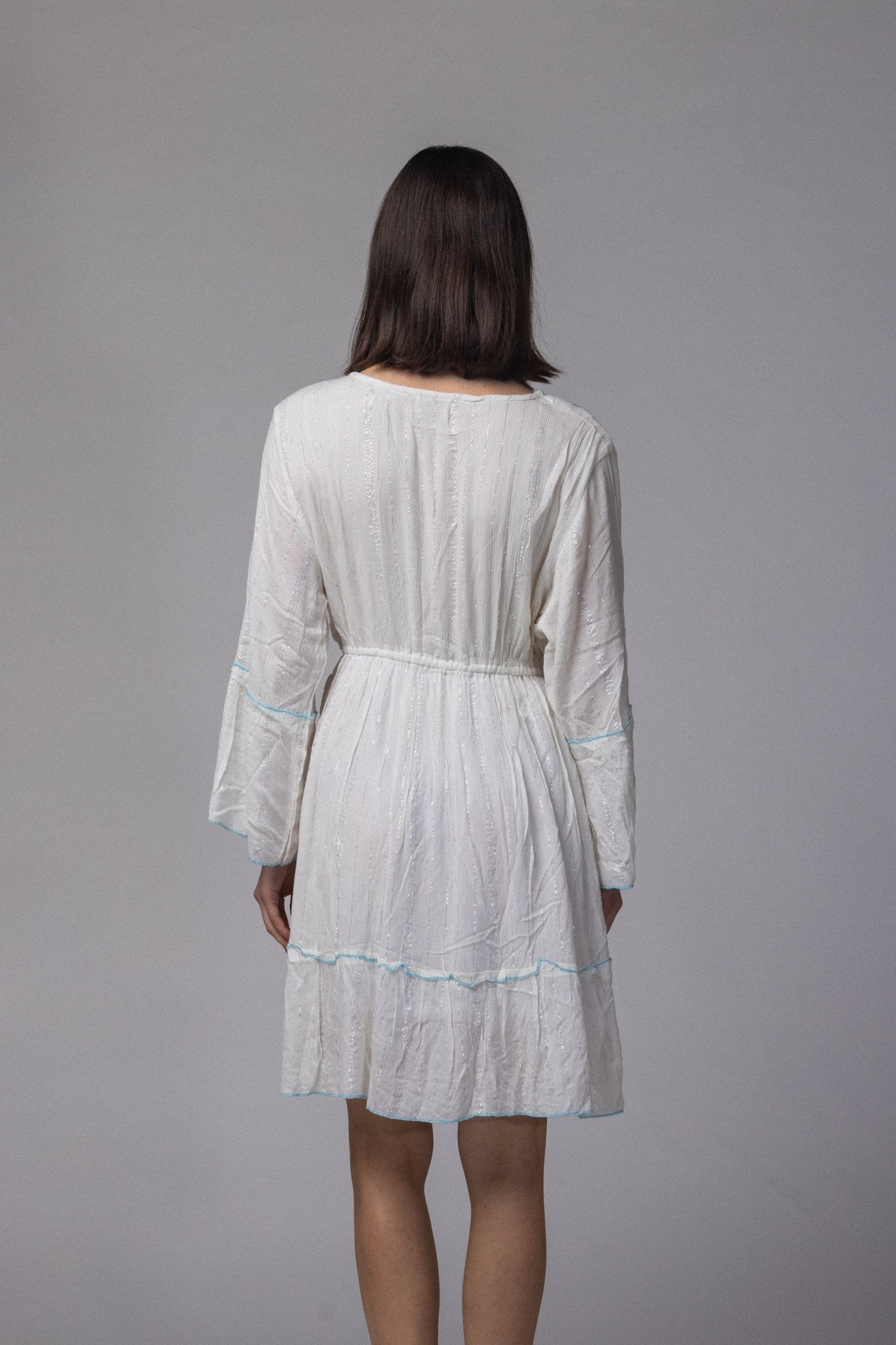 Robe courte été col brodé - La Doudounerie