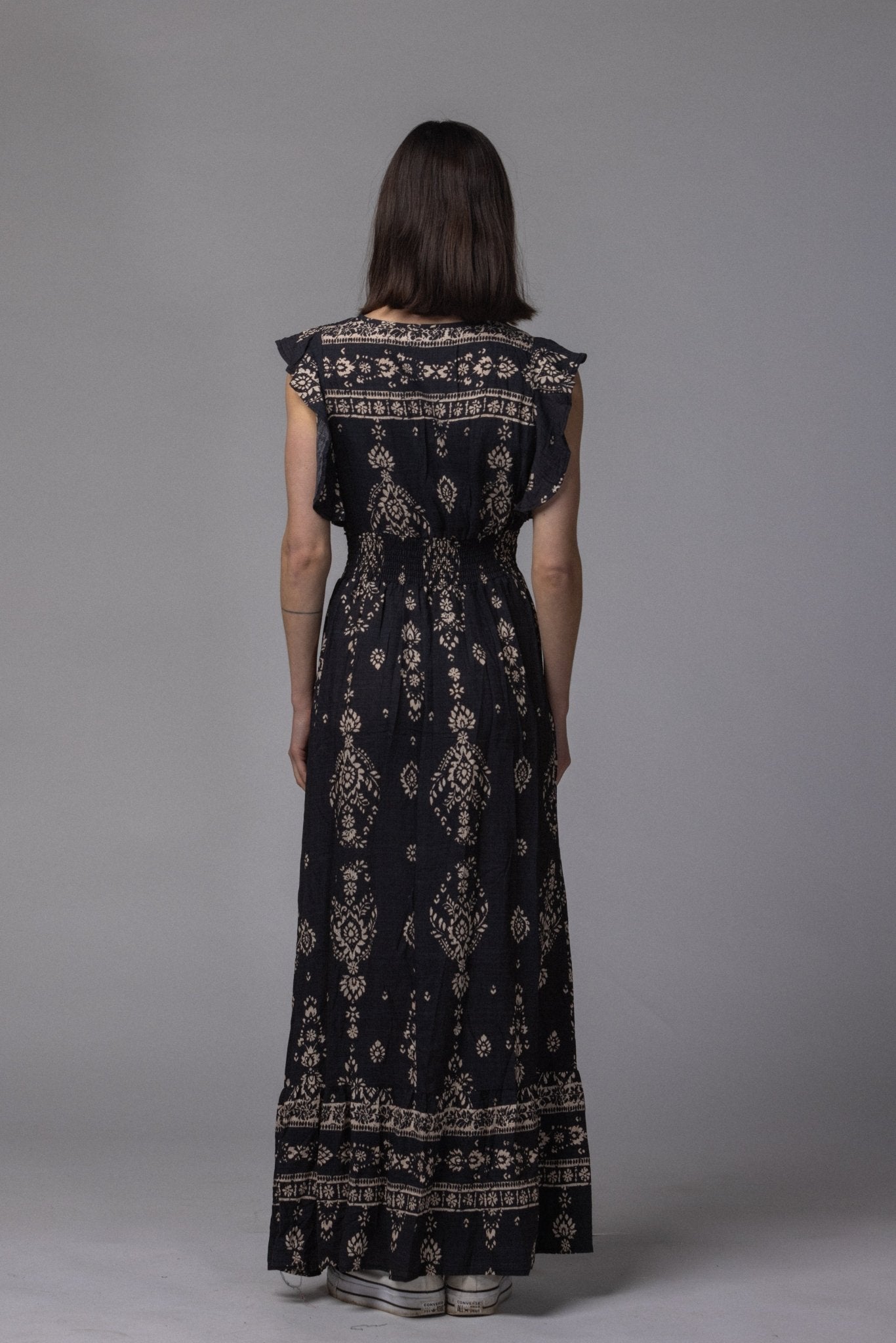 Robe Inda avec col V - La Doudounerie