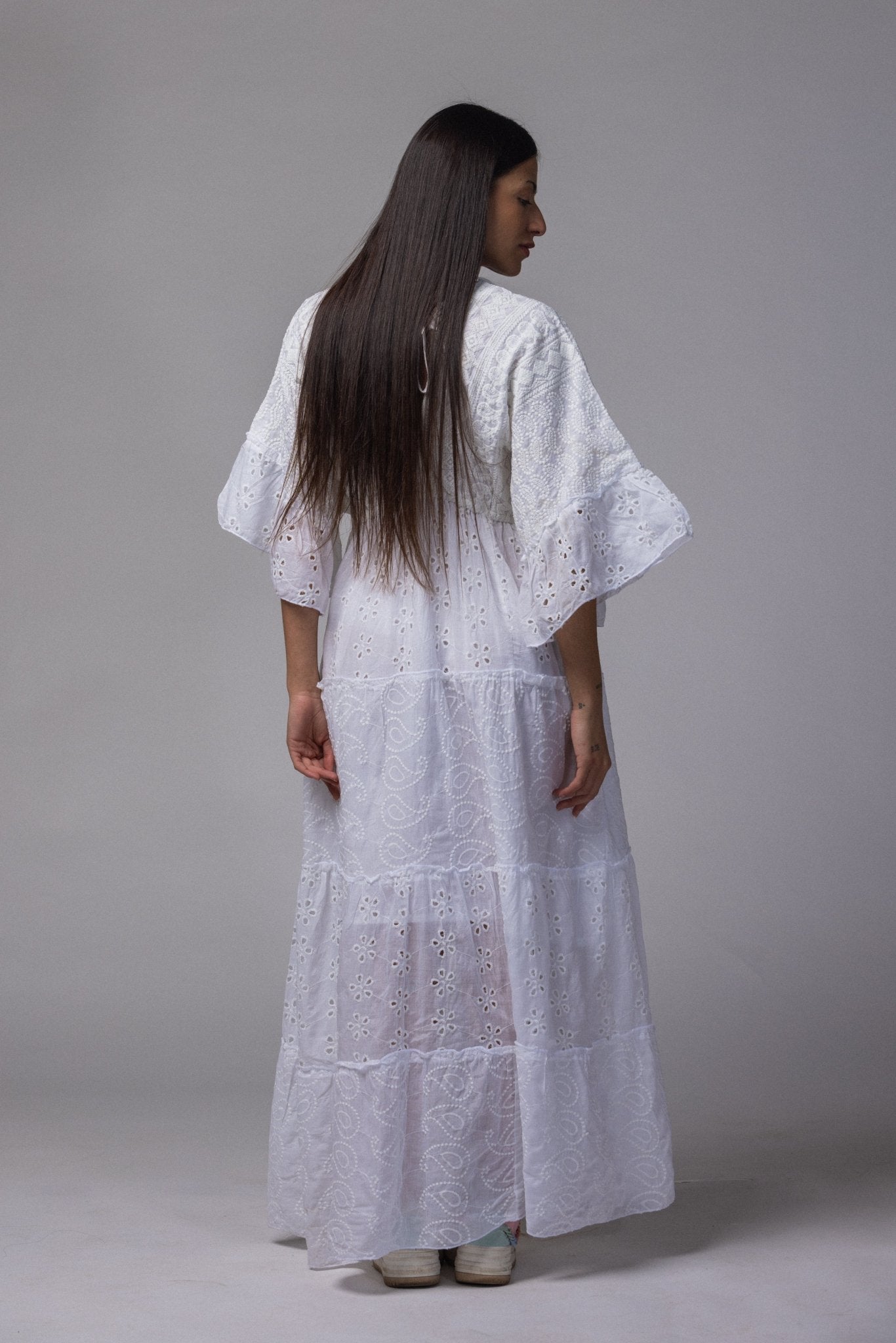 Robe longue brodé blanc - La Doudounerie