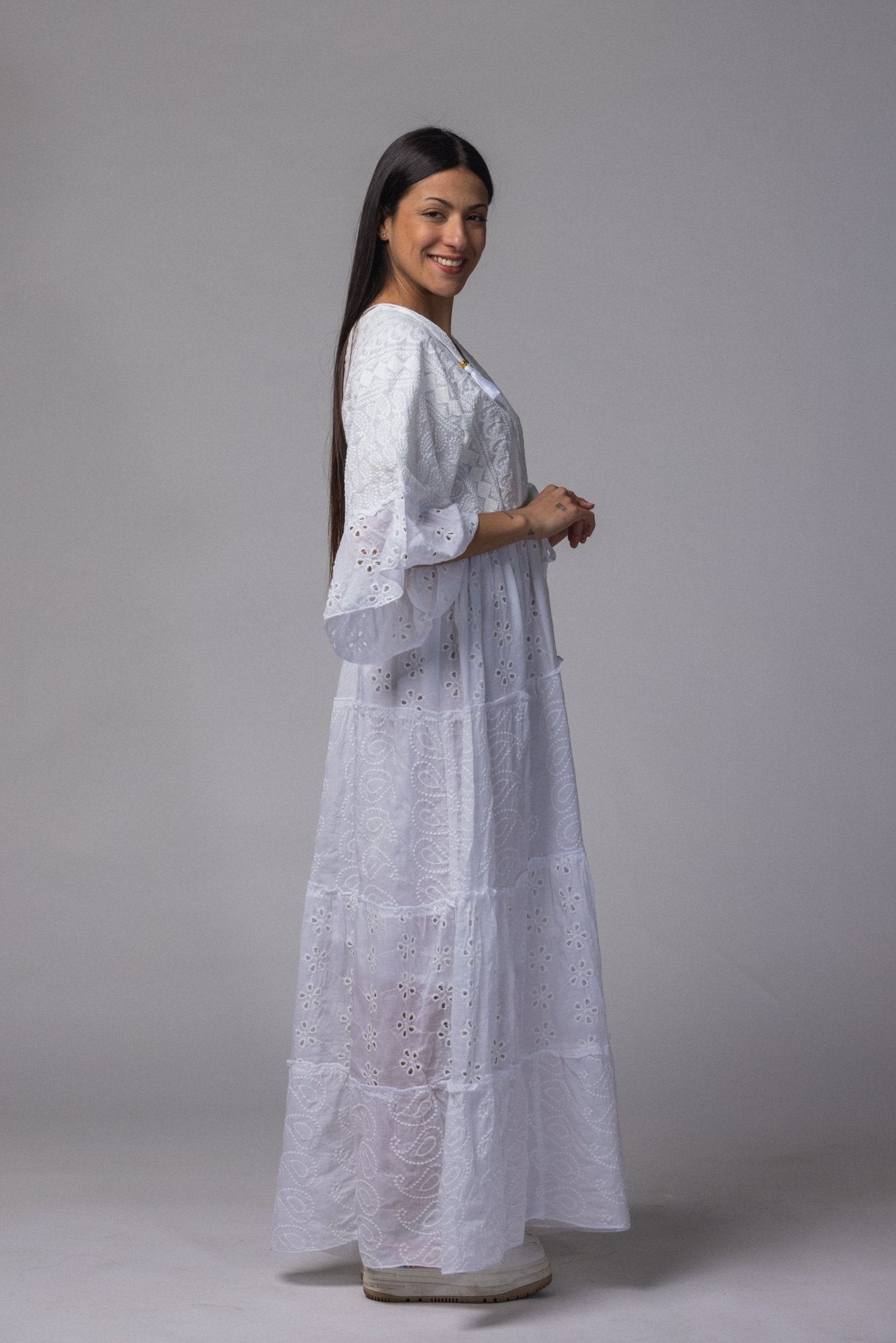 Robe longue brodé blanc - La Doudounerie