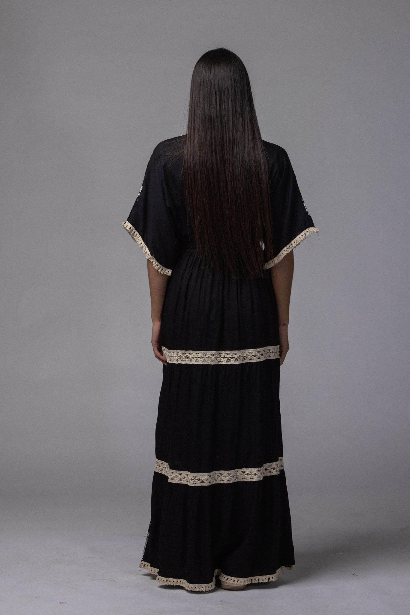 Robe longue volante col V - La Doudounerie