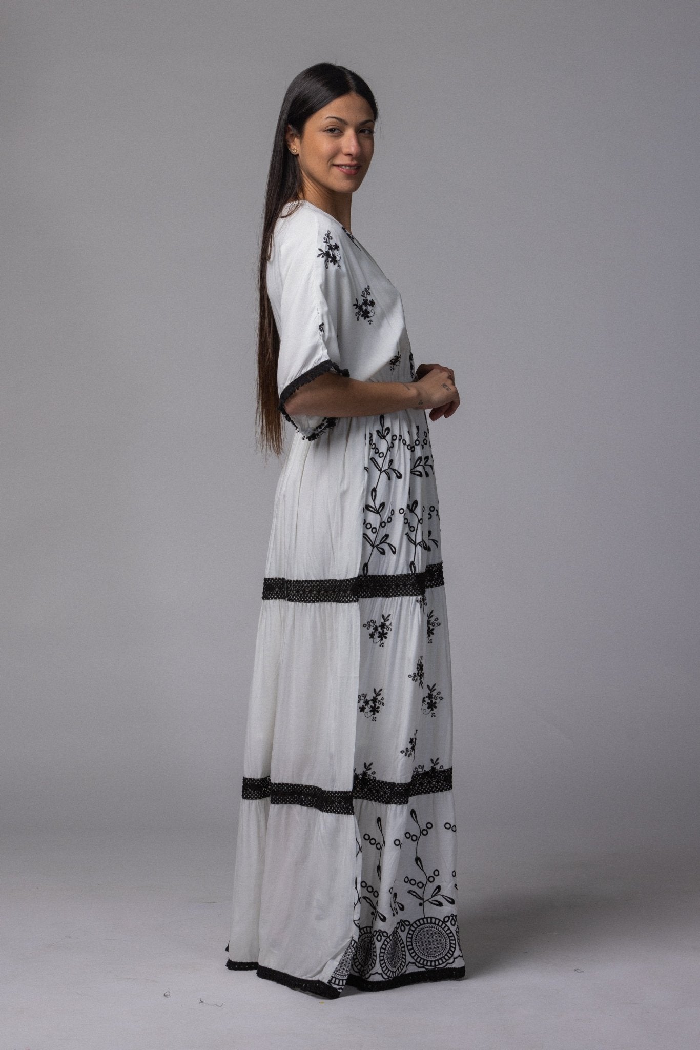 Robe longue volante col V - La Doudounerie