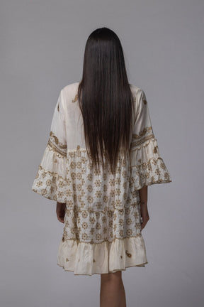 Robe courte motif doré - La Doudounerie