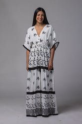 Robe longue volante col V - La Doudounerie